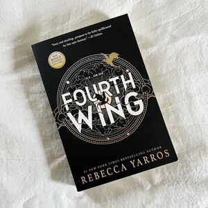 Fourth Wing by Rebecca Yarros